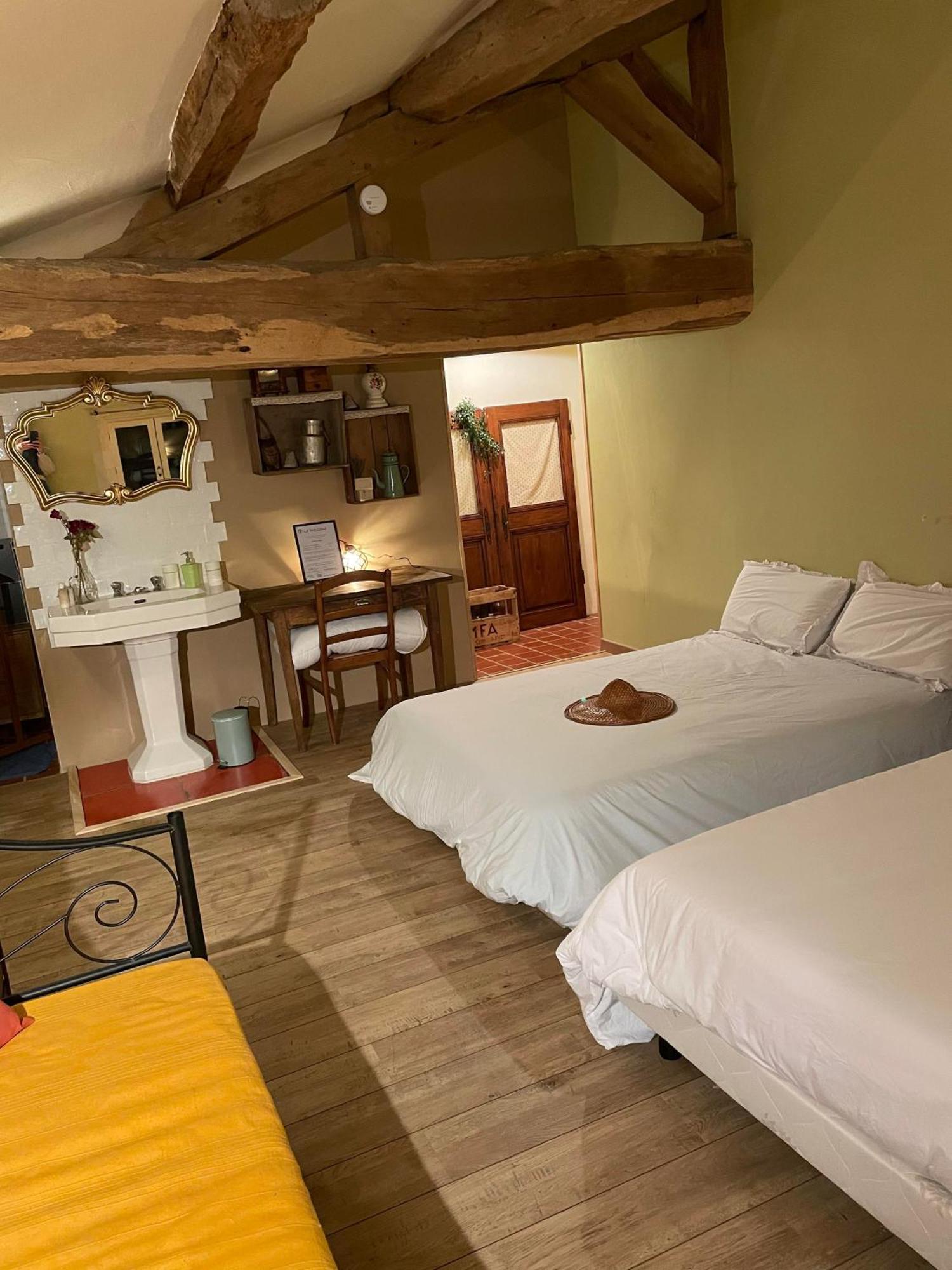 Domaine Des Granges Neuves Hotel Confrancon Ngoại thất bức ảnh